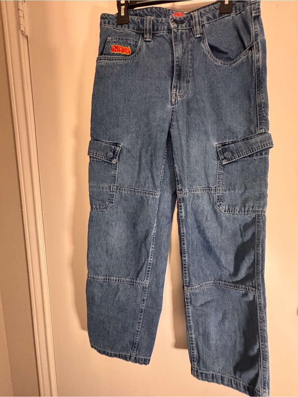 Embroidered Patch Denim Cargo Pants - Blue